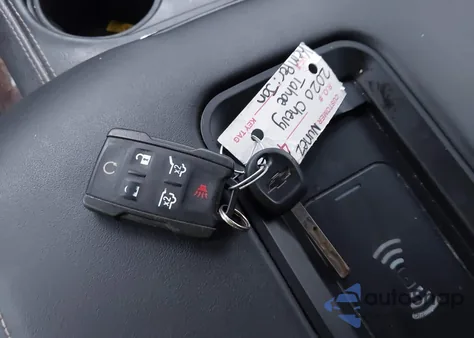 2020 Chevrolet Tahoe 2Wd Lt z USA, uszkodzony, nr VIN 1GNSCBKC1LR182348